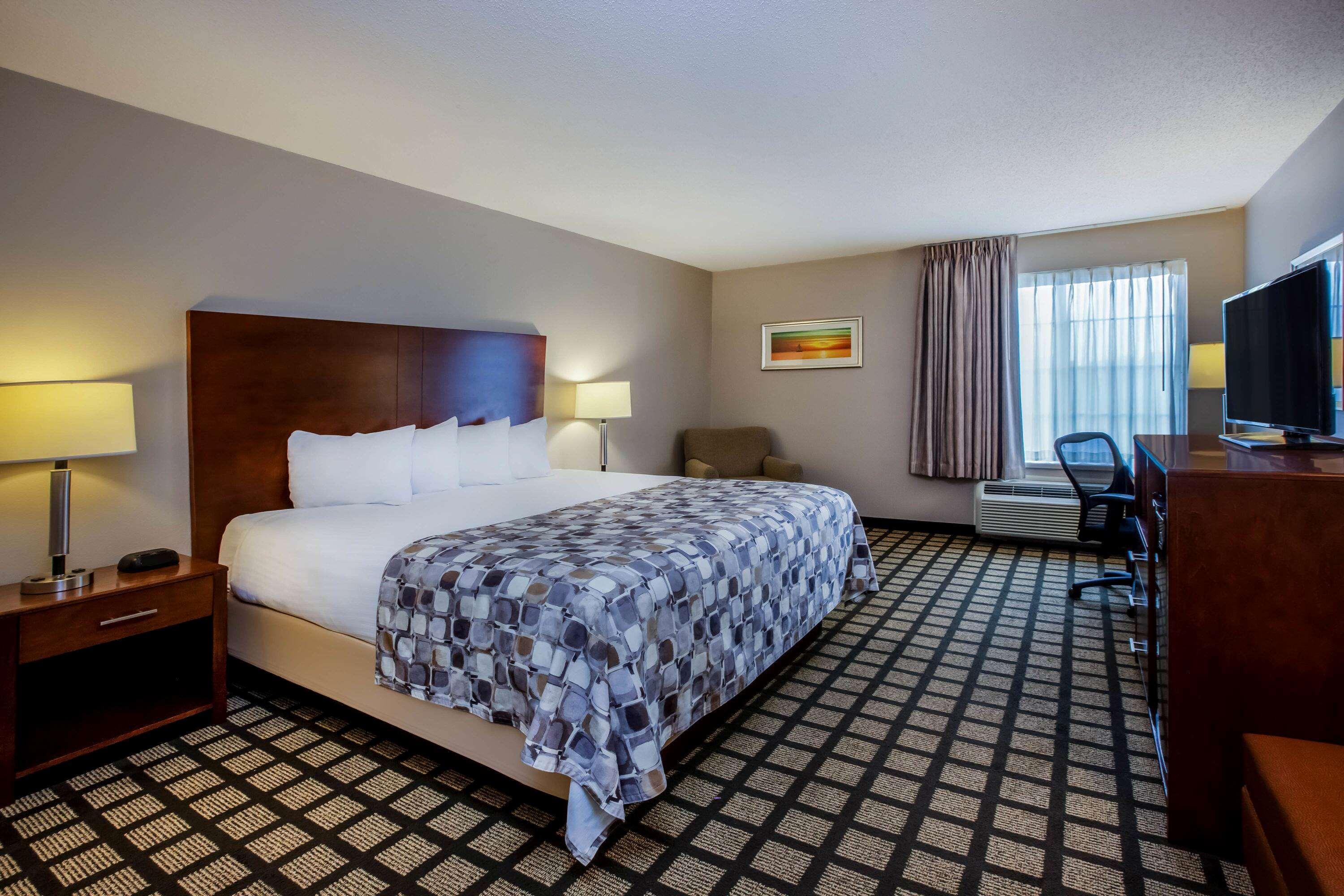 Baymont By Wyndham Mackinaw City Extérieur photo